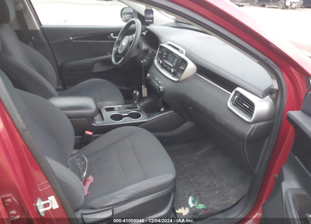 2017 KIA SORENTO 2.4L LX VIN: 5XYPGDA33HG214061