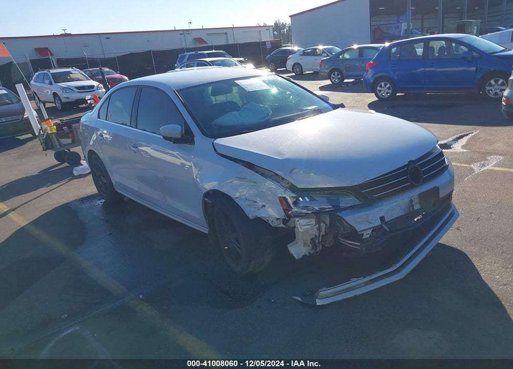2017 VOLKSWAGEN JETTA 1.4T S VIN: 3VW2B7AJ5HM312694