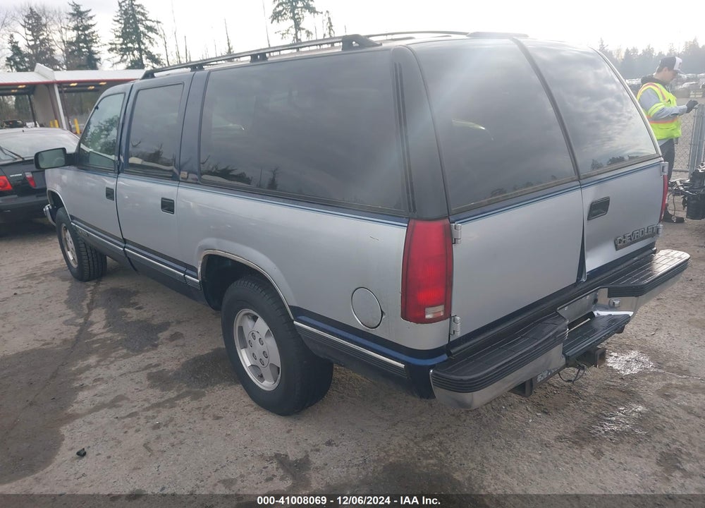 1994 CHEVROLET SUBURBAN K1500 VIN: 1GNFK16K6RJ388241