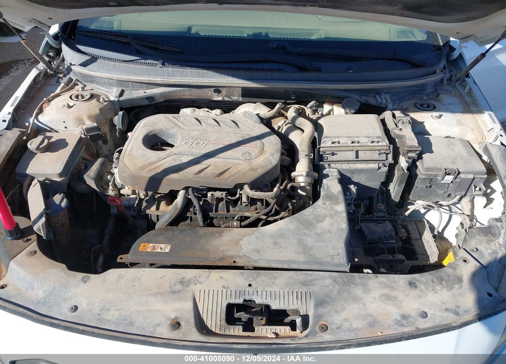 2015 HYUNDAI SONATA VIN: 5NPE34AB5FH096725