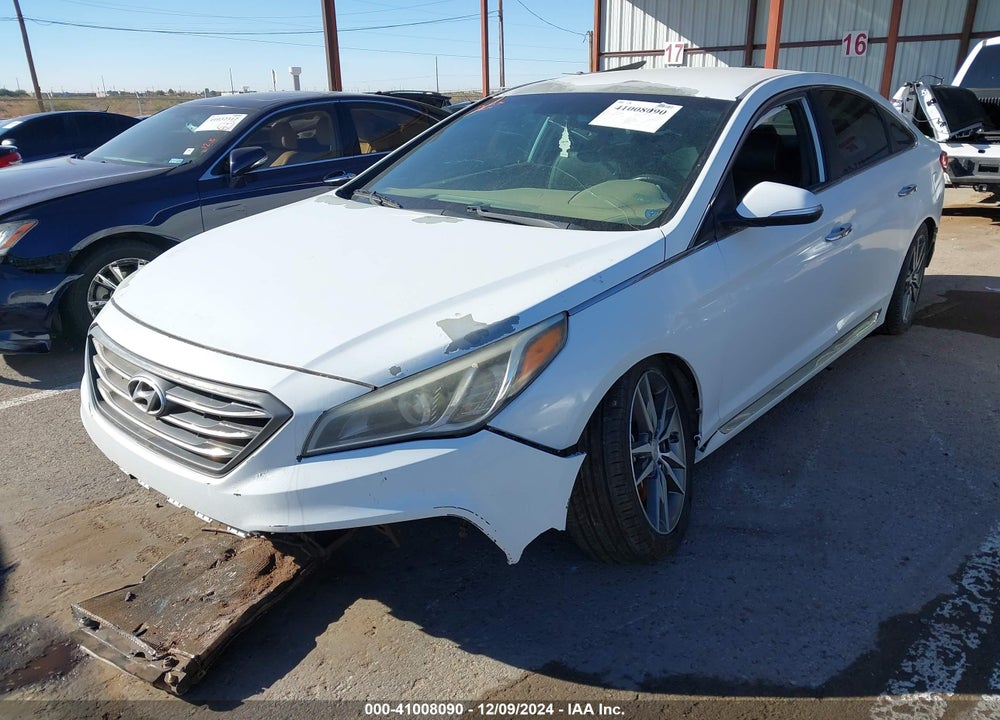 2015 HYUNDAI SONATA VIN: 5NPE34AB5FH096725