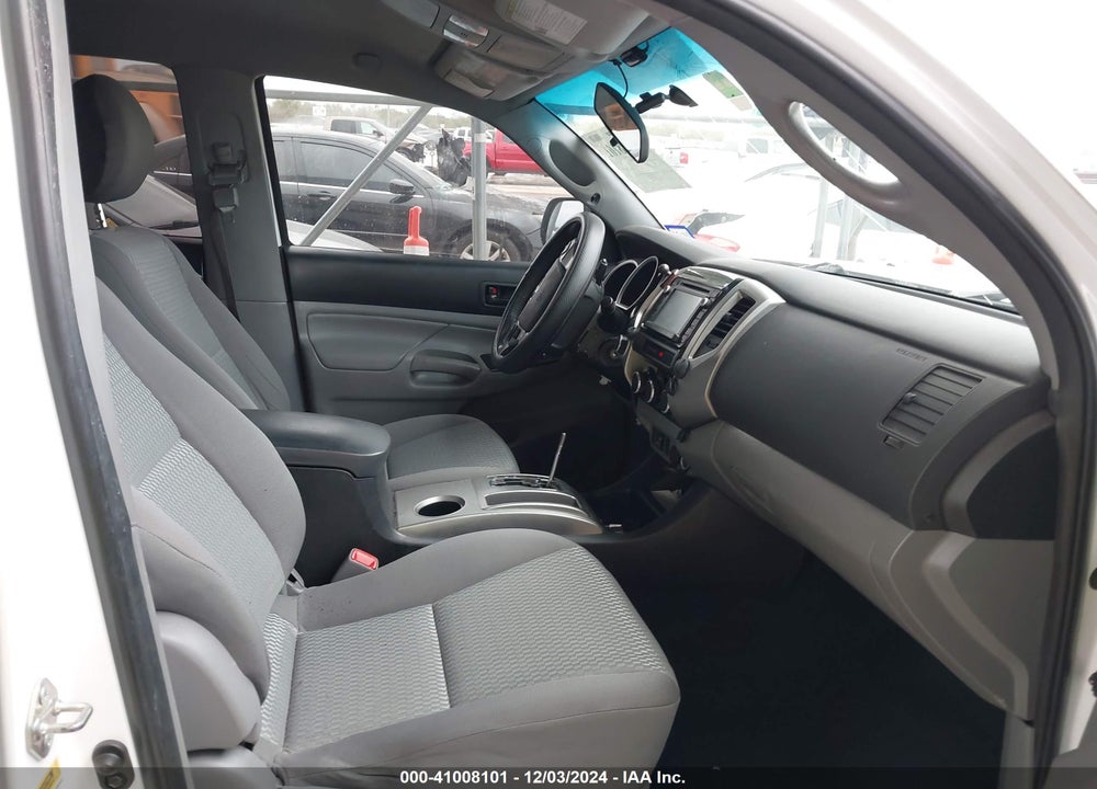 2015 TOYOTA TACOMA BASE V6 VIN: 3TMLU4EN9FM202936