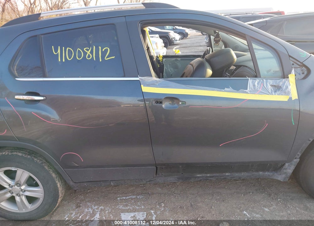 2019 CHEVROLET TRAX LT VIN: 3GNCJLSB1KL396656