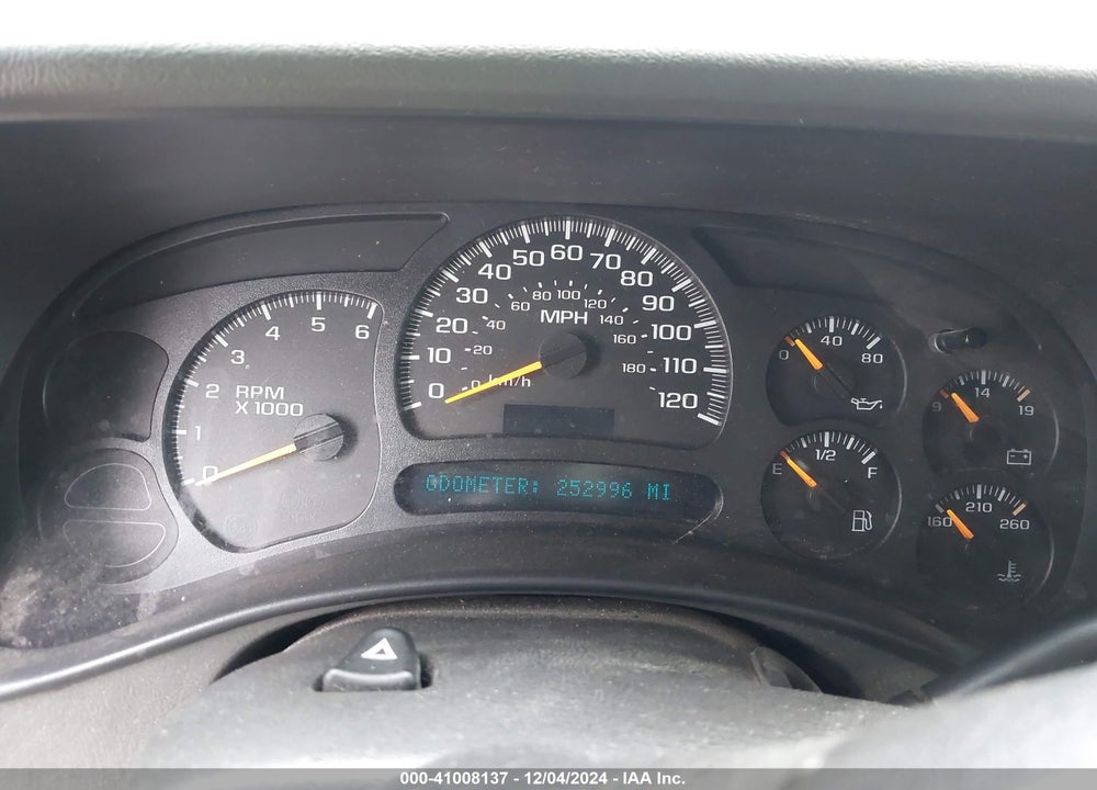 2005 CHEVROLET TAHOE Z71 VIN: 1GNEC13T15R245733