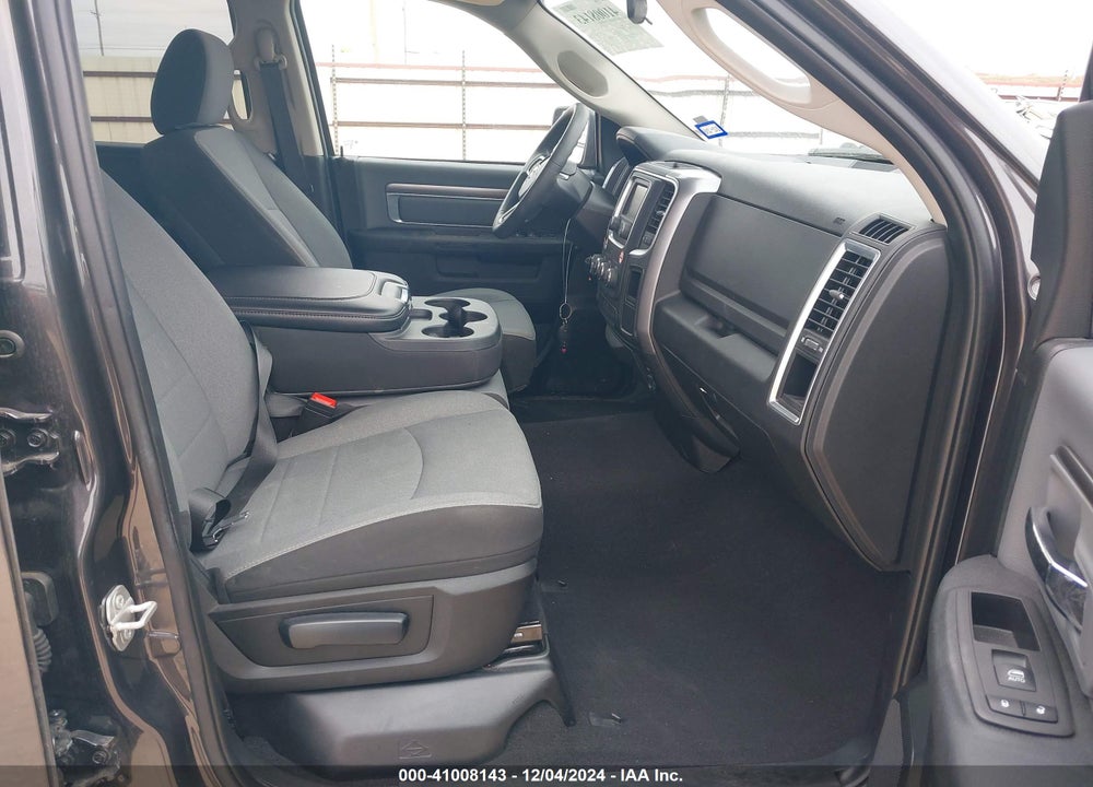 2024 RAM 1500 CLASSIC SLT 4X2 6'4 BOX VIN: 1C6RR6GG6RS128058
