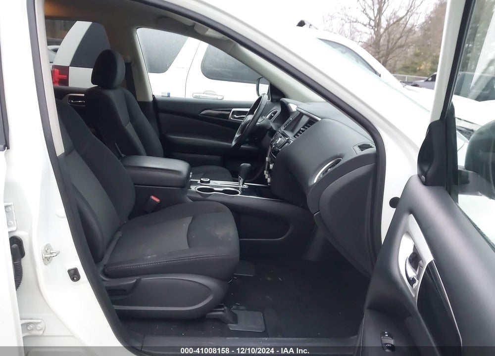 2019 NISSAN PATHFINDER SV VIN: 5N1DR2MM6KC636175