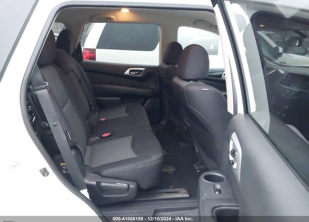 2019 NISSAN PATHFINDER SV VIN: 5N1DR2MM6KC636175