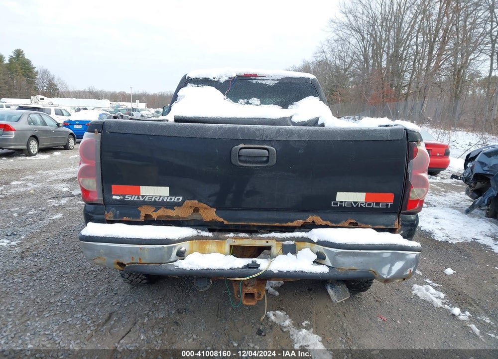 2005 CHEVROLET SILVERADO 2500HD LS VIN: 1GCHK23U75F839641