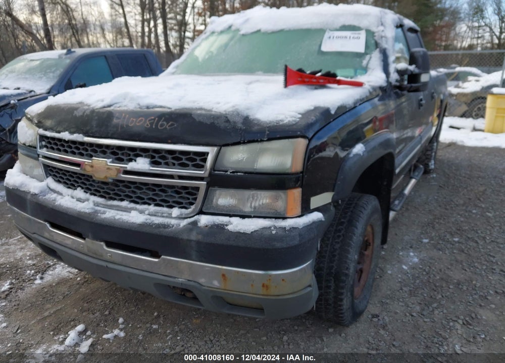 2005 CHEVROLET SILVERADO 2500HD LS VIN: 1GCHK23U75F839641
