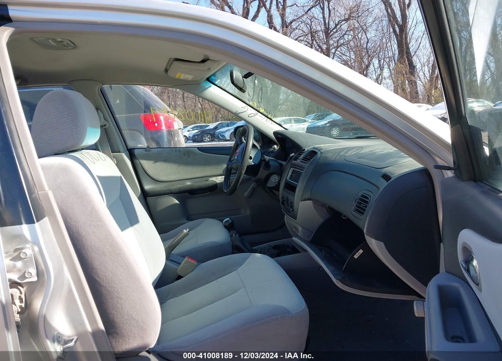 2001 MAZDA PROTEGE DX/LX VIN: JM1BJ222210402748