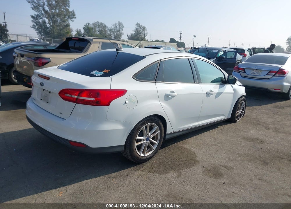 2015 FORD FOCUS SE VIN: 1FADP3F23FL207034