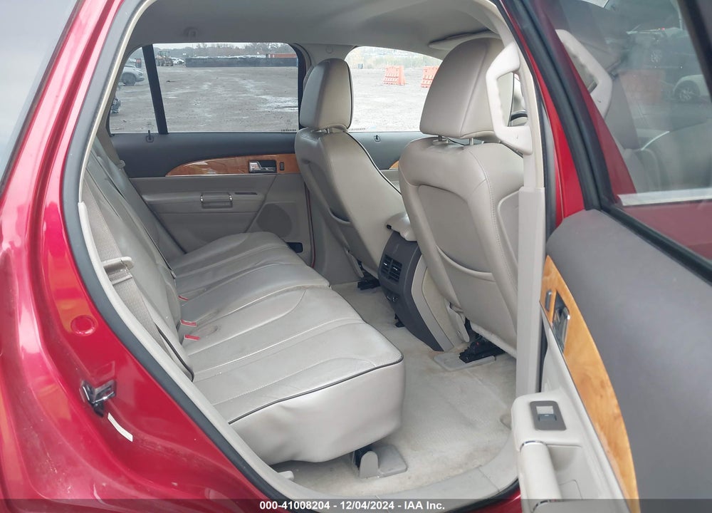 2011 LINCOLN MKX VIN: 2LMDJ6JK2BBJ06582