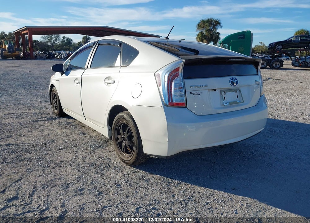 2012 TOYOTA PRIUS TWO VIN: JTDKN3DU7C5433475