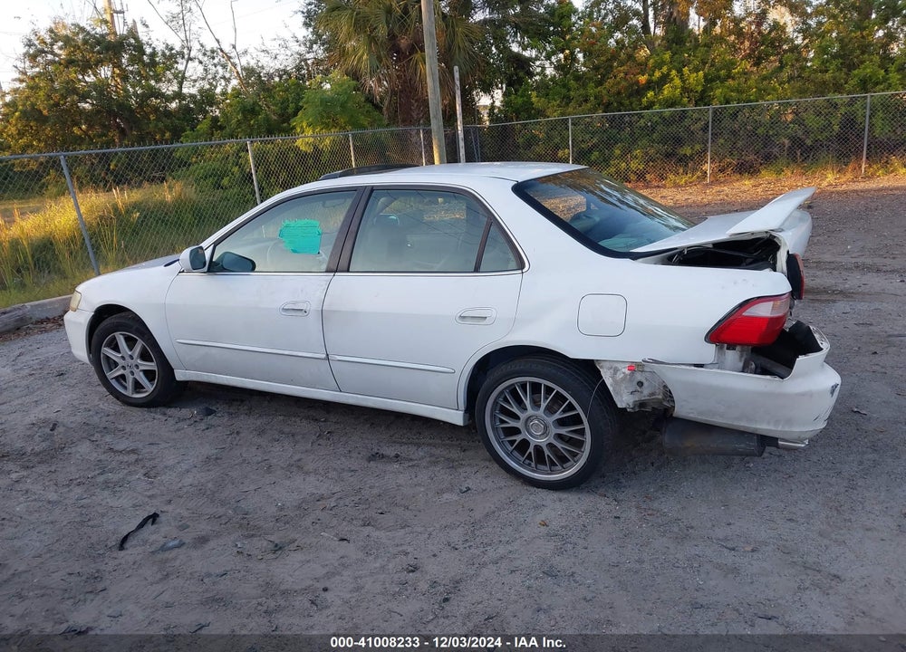 2000 HONDA ACCORD 3.0 EX VIN: 1HGCG1658YA016245