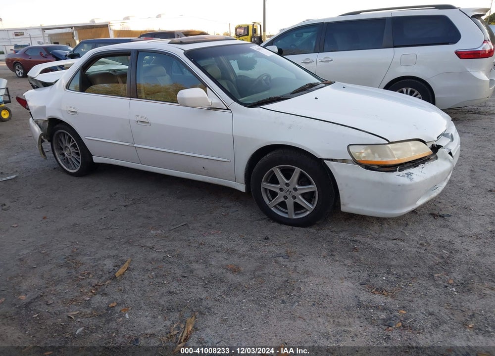 2000 HONDA ACCORD 3.0 EX VIN: 1HGCG1658YA016245
