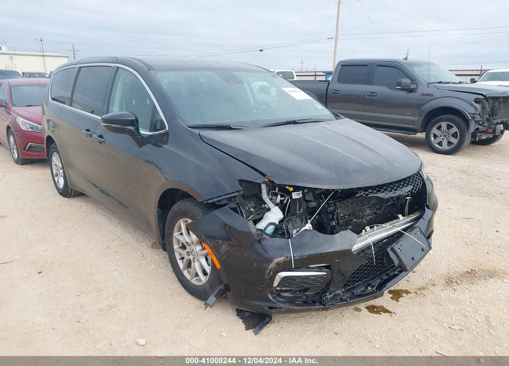 2024 CHRYSLER PACIFICA TOURING L VIN: 2C4RC1BG7RR124638