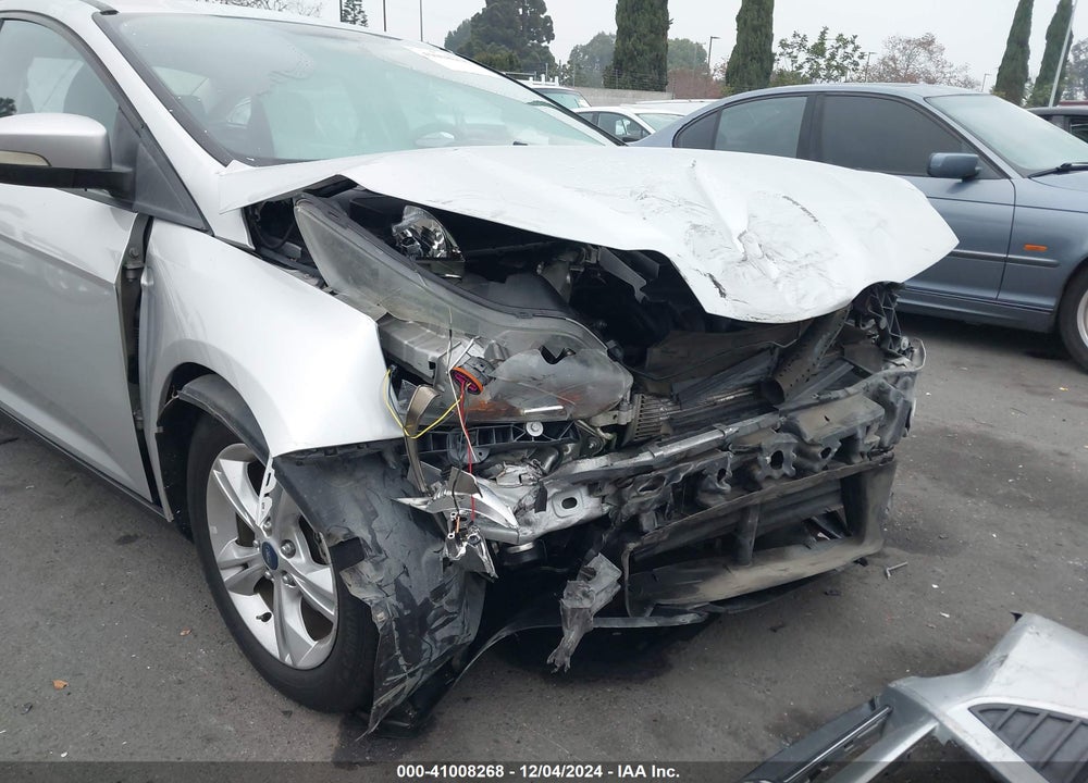 2014 FORD FOCUS SE VIN: 1FADP3F21EL302061