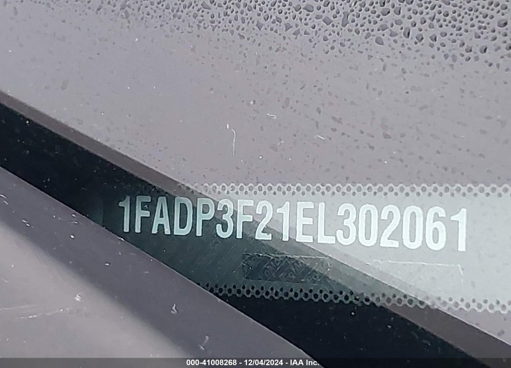 2014 FORD FOCUS SE VIN: 1FADP3F21EL302061