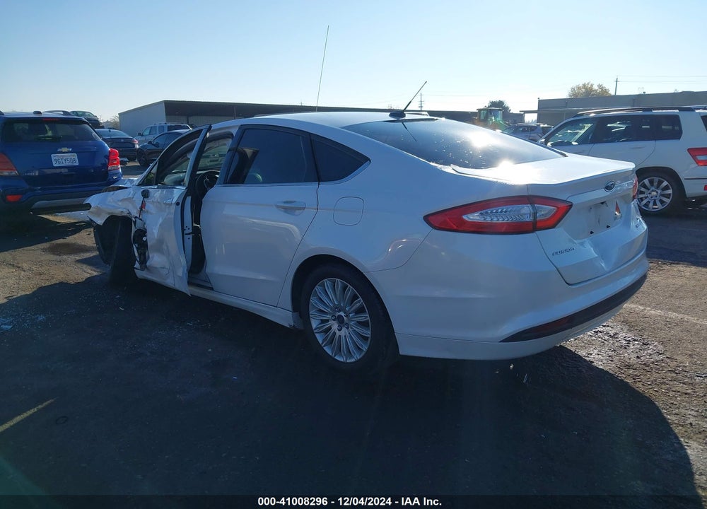 2015 FORD FUSION VIN: 3FA6P0LU2FR195005