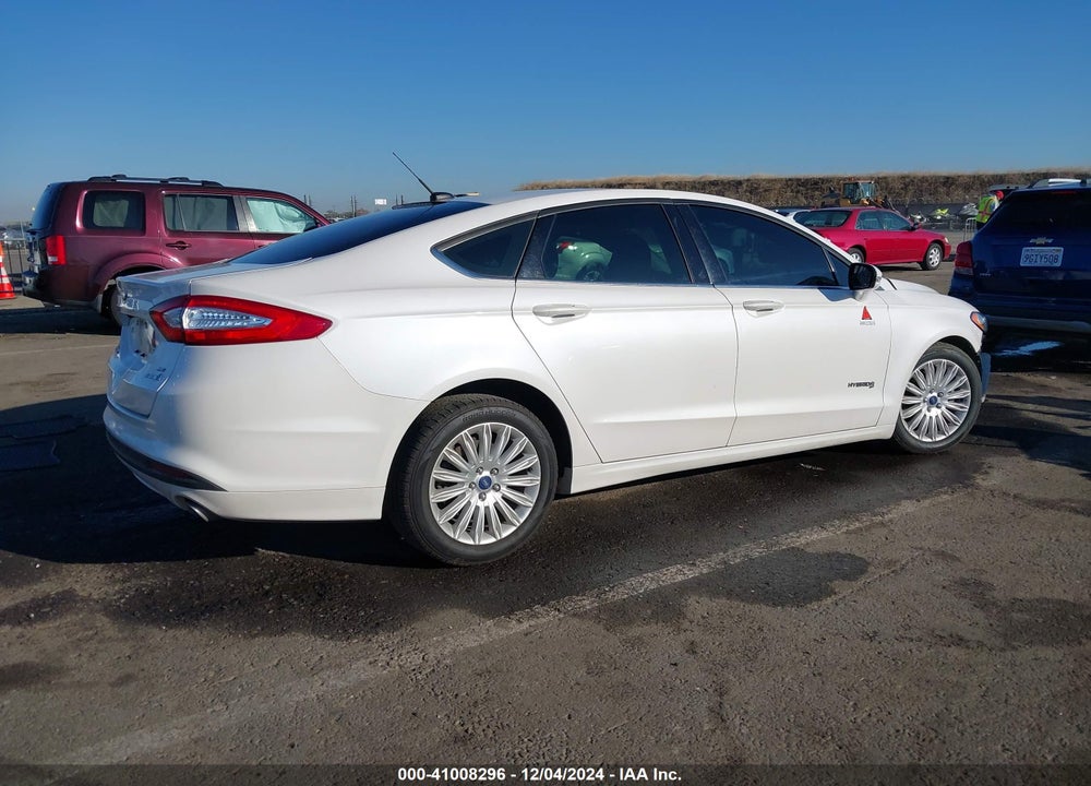 2015 FORD FUSION VIN: 3FA6P0LU2FR195005