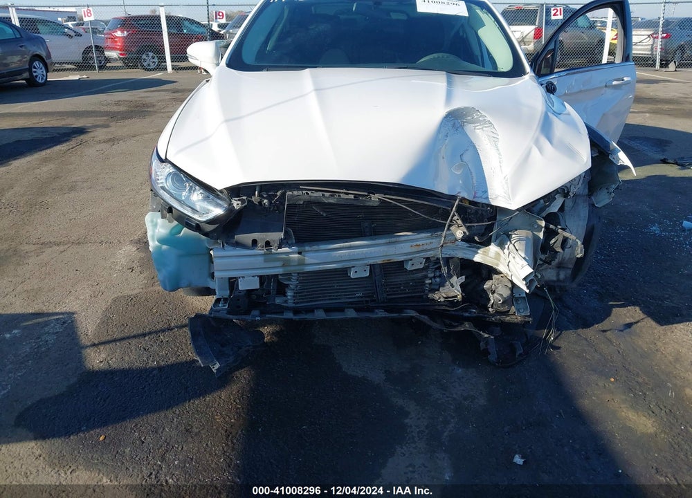 2015 FORD FUSION VIN: 3FA6P0LU2FR195005