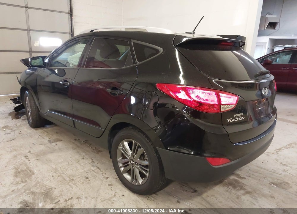 2015 HYUNDAI TUCSON SE VIN: KM8JU3AG2FU978681