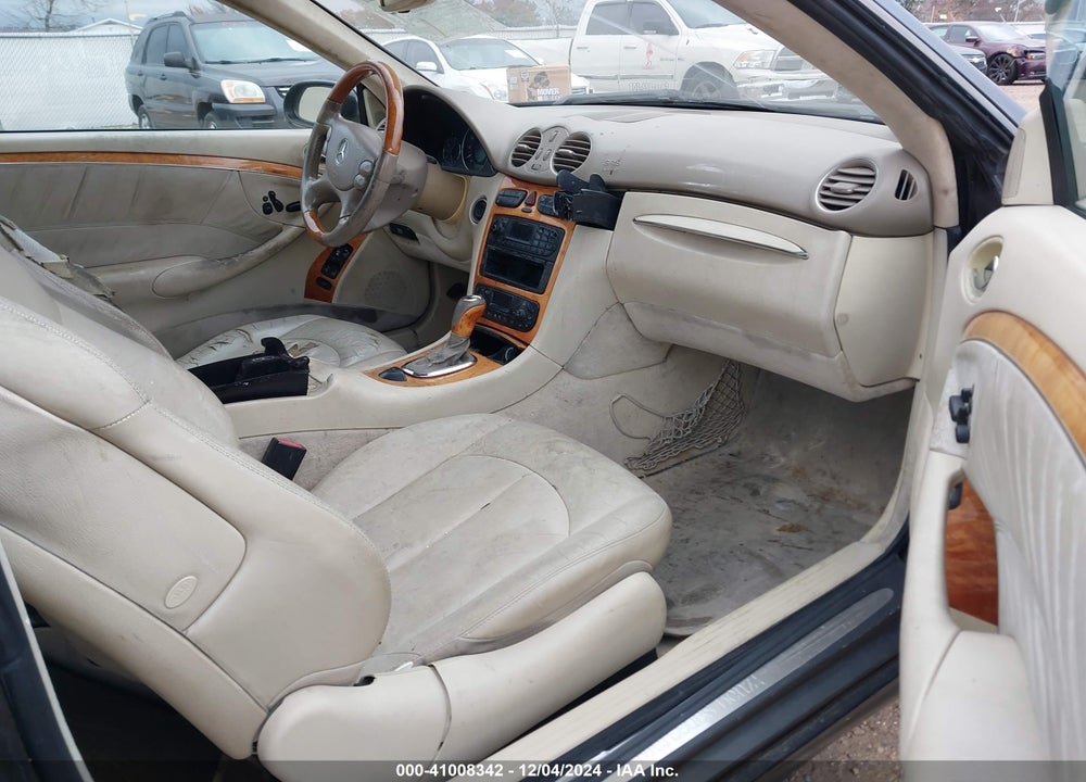 2004 MERCEDES-BENZ CLK 500 VIN: WDBTK75G84T011353