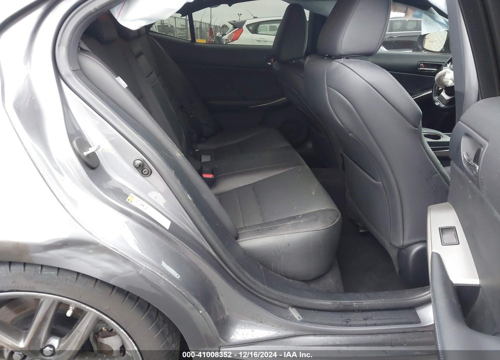 2016 LEXUS IS 200T VIN: JTHBA1D27G5024427