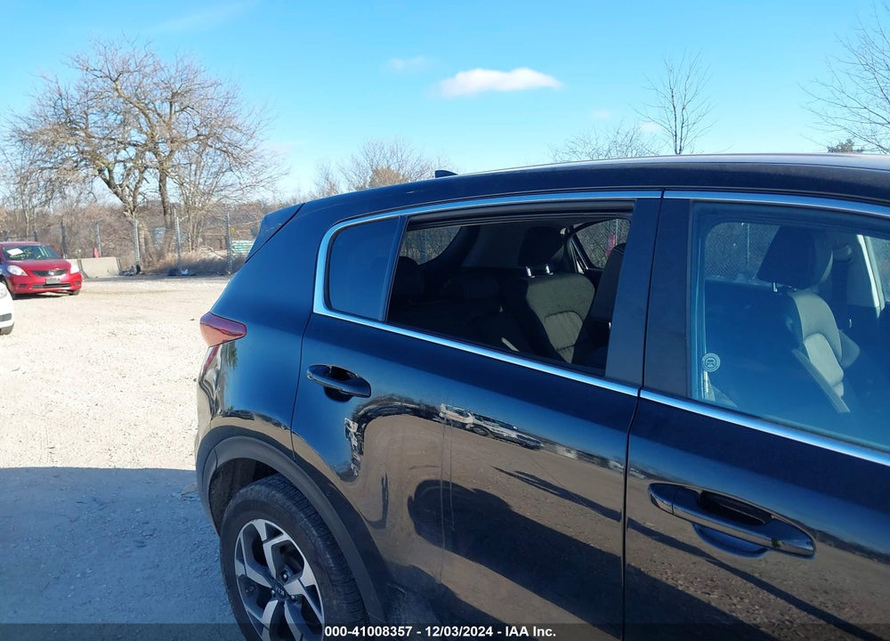2022 KIA SPORTAGE LX VIN: KNDPMCACXN7952595