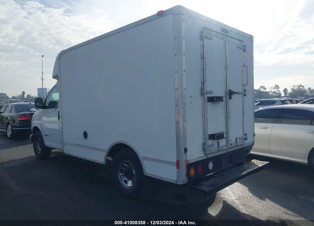 2001 GMC SAVANA SPECIAL VIN: 1GDHG31R111198088