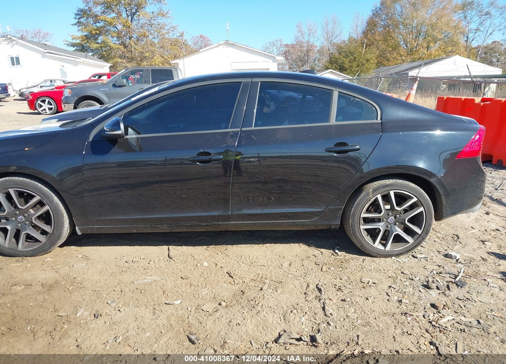 2017 VOLVO S60 VIN: YV126MFL7H2420428