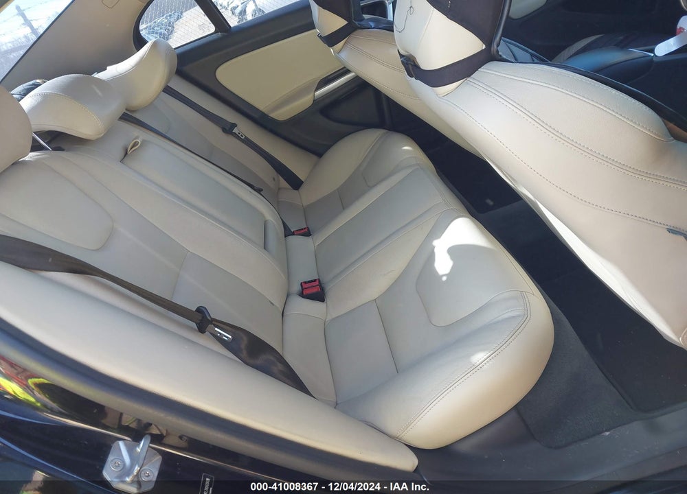 2017 VOLVO S60 VIN: YV126MFL7H2420428