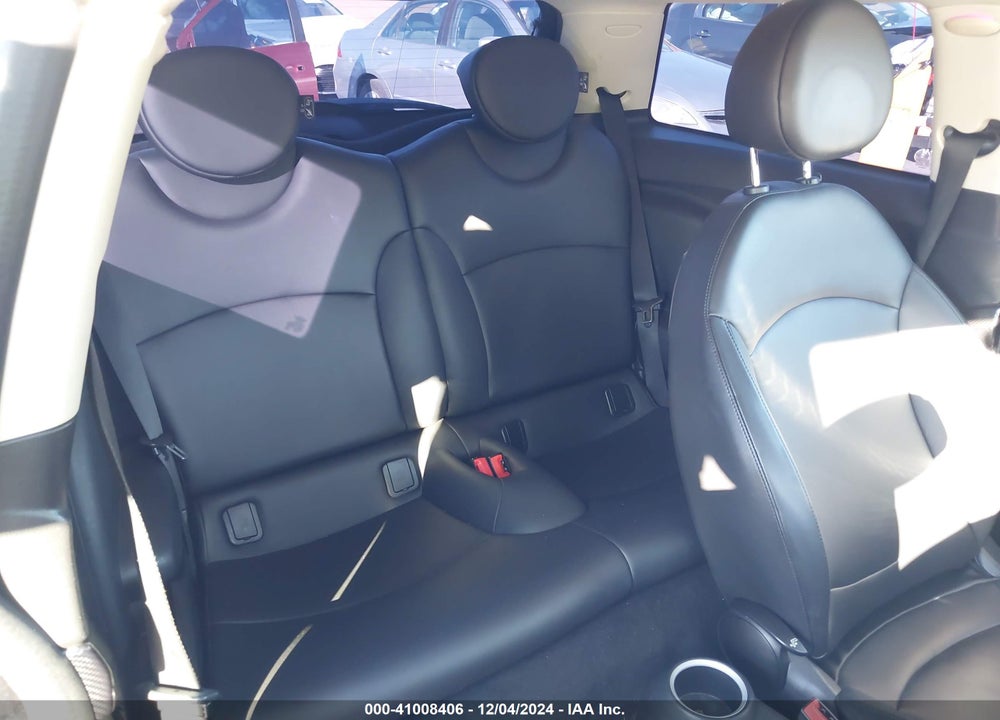 2013 MINI HARDTOP VIN: WMWSV3C53DT390323