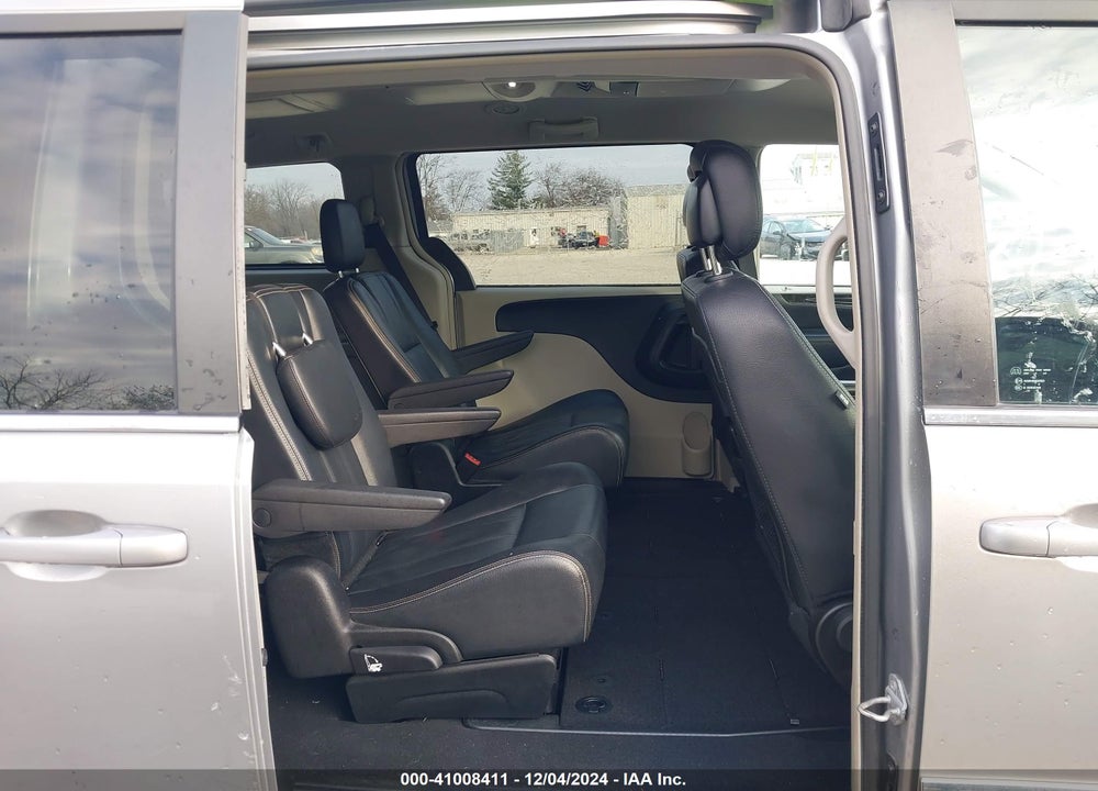 2016 CHRYSLER TOWN & COUNTRY TOURING VIN: 2C4RC1BGXGR158084