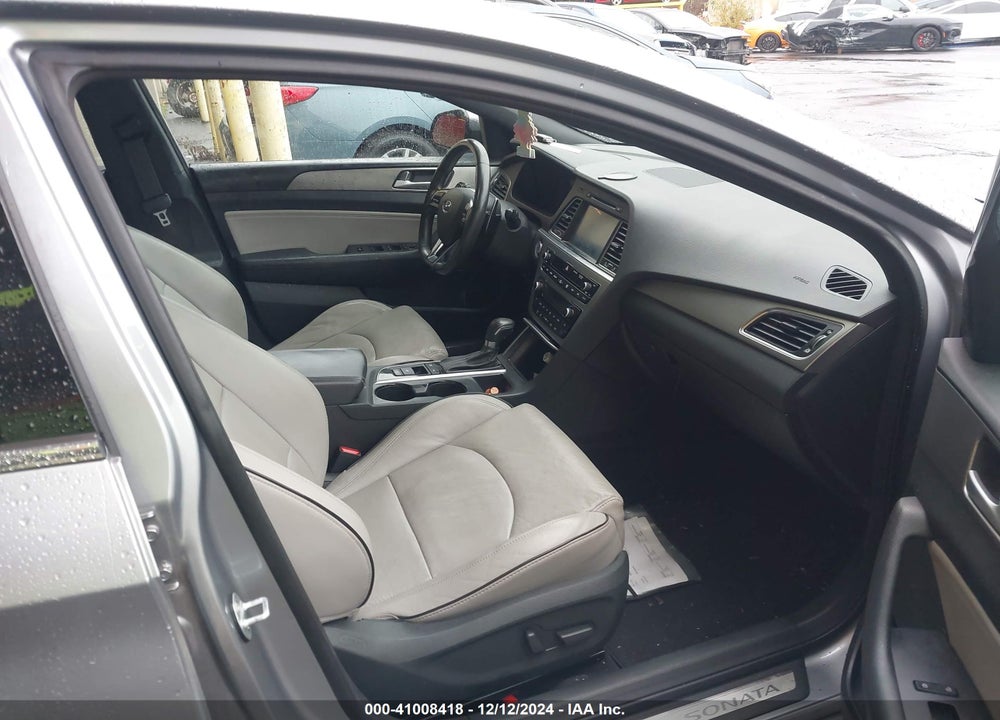 2015 HYUNDAI SONATA SPORT 2.0T VIN: 5NPE34AB1FH039809