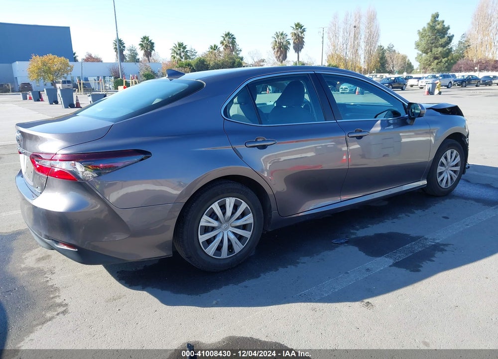 2022 TOYOTA CAMRY LE HYBRID VIN: 4T1C31AKXNU577009