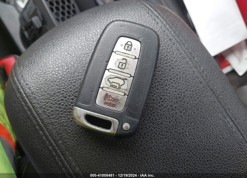 2013 HYUNDAI VELOSTER VIN: KMHTC6AE0DU167471