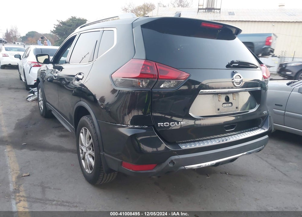 2018 NISSAN ROGUE SV VIN: 5N1AT2MT4JC813333
