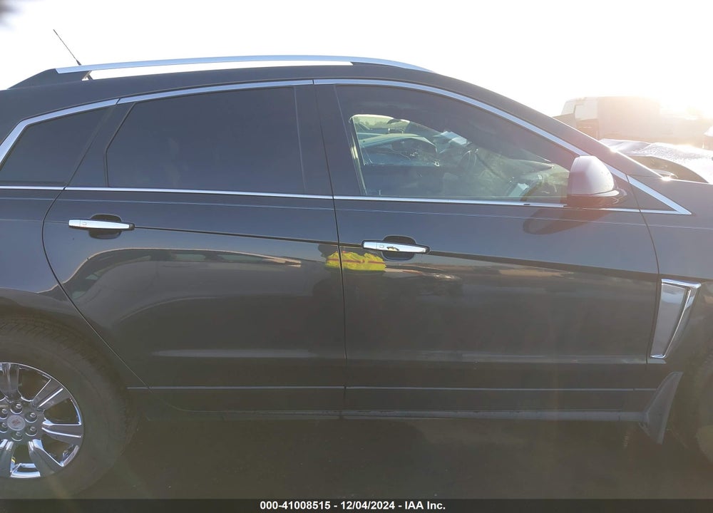 2014 CADILLAC SRX LUXURY COLLECTION VIN: 3GYFNBE37ES613835