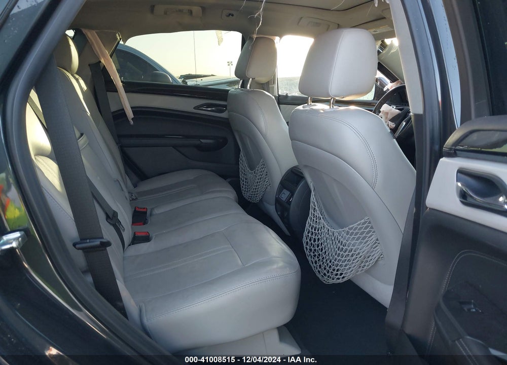 2014 CADILLAC SRX LUXURY COLLECTION VIN: 3GYFNBE37ES613835