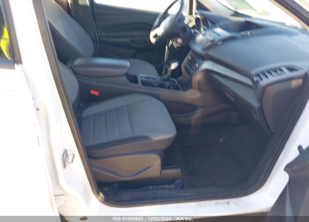 2017 FORD ESCAPE S VIN: 1FMCU0F74HUA89027