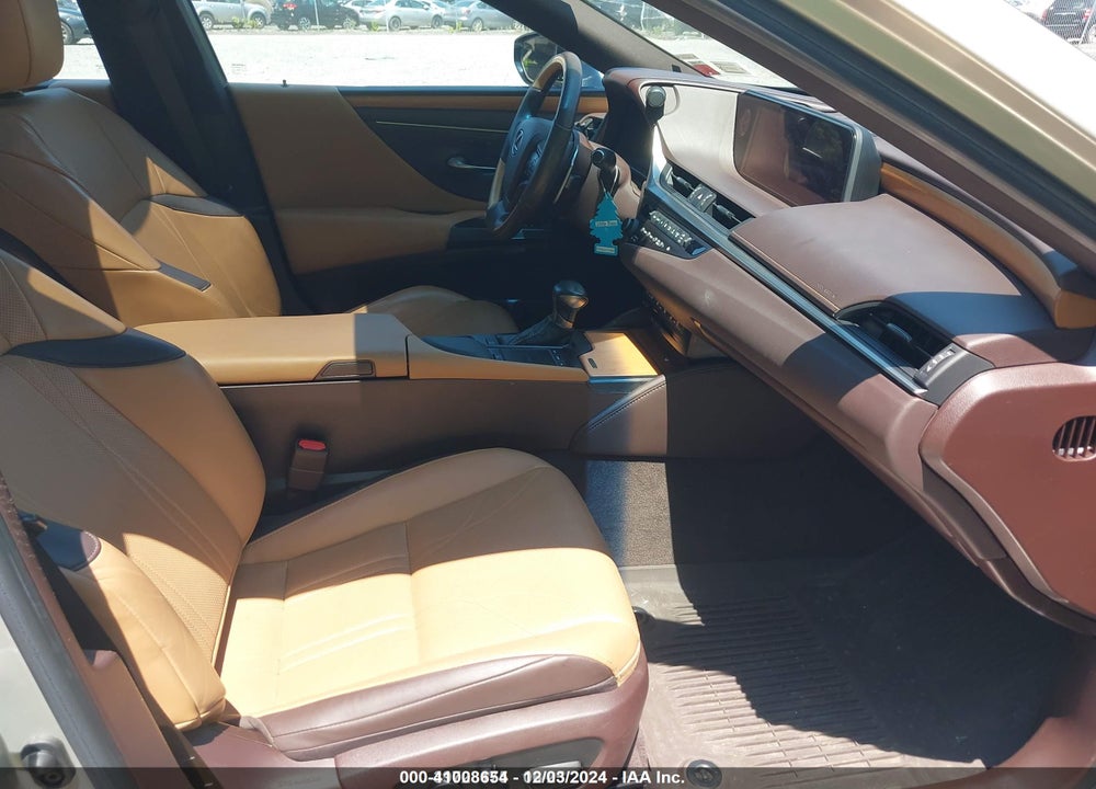 2019 LEXUS ES 350 LUXURY VIN: 58ABZ1B18KU013301
