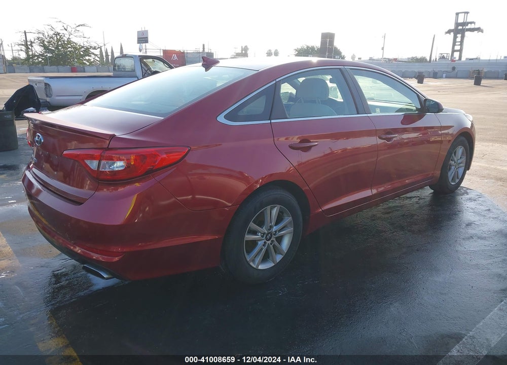 2015 HYUNDAI SONATA SE VIN: 5NPE24AF5FH140289