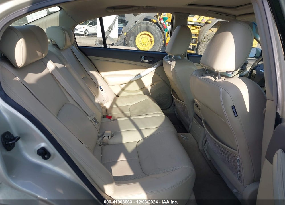 2005 INFINITI G35X VIN: JNKCV51F85M303315
