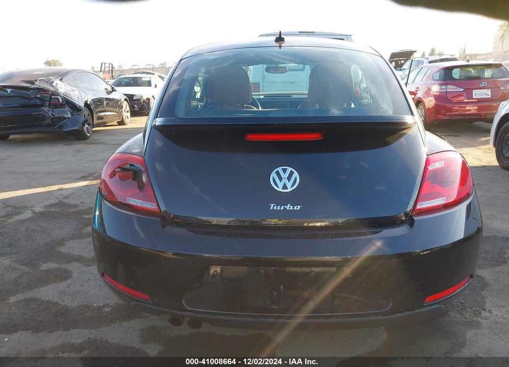 2016 VOLKSWAGEN BEETLE 1.8T CLASSIC VIN: 3VWF17AT5GM638905