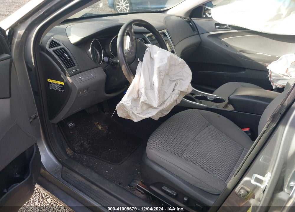 2013 HYUNDAI SONATA GLS VIN: 5NPEB4AC3DH714584