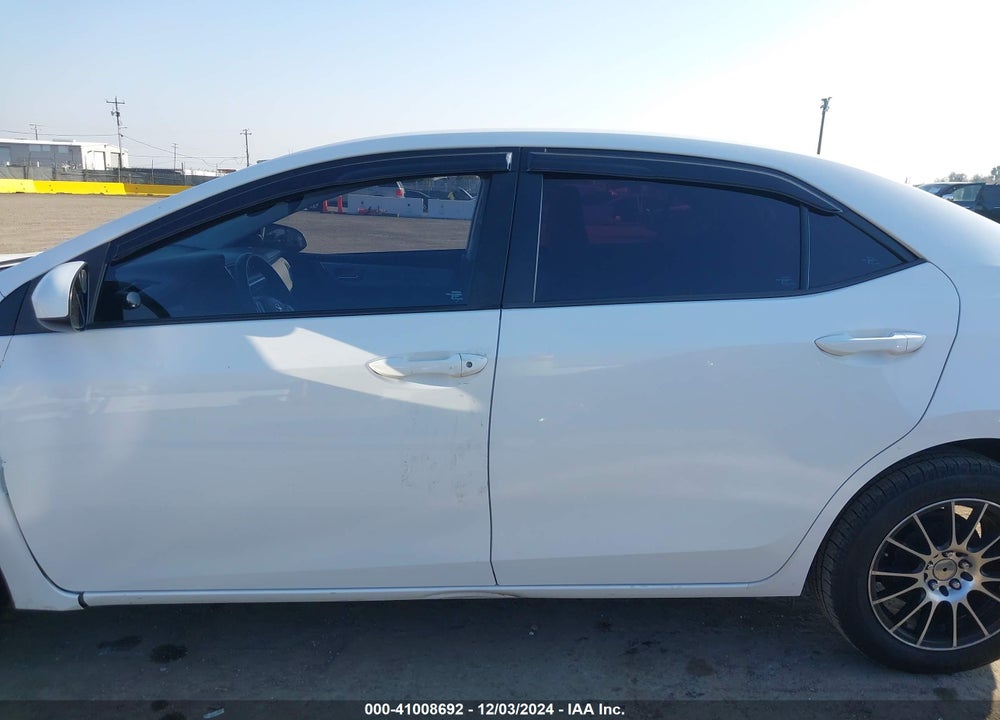2017 TOYOTA COROLLA LE VIN: 5YFBURHE2HP634798