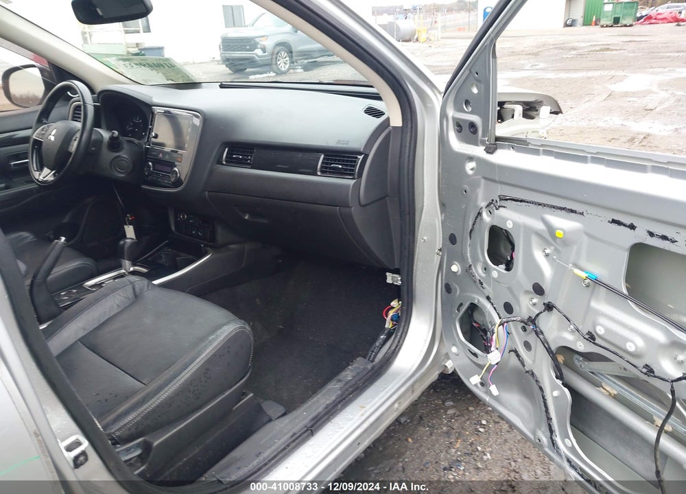 2018 MITSUBISHI OUTLANDER SEL VIN: JA4AD3A31JZ001538