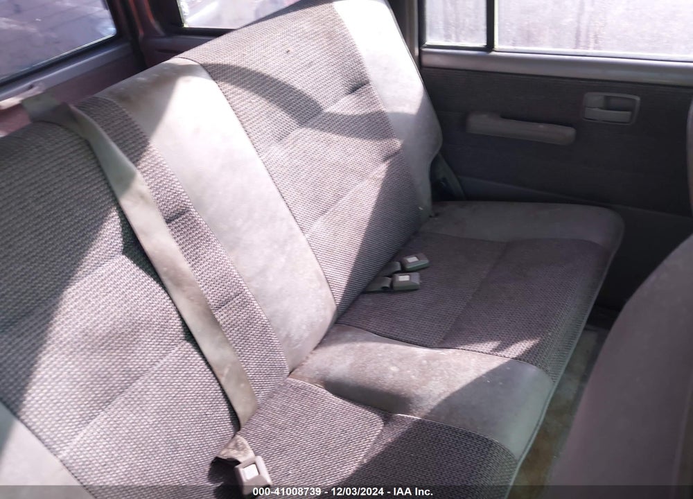 1989 ISUZU TROOPER II VIN: JACCH58E0K8923410