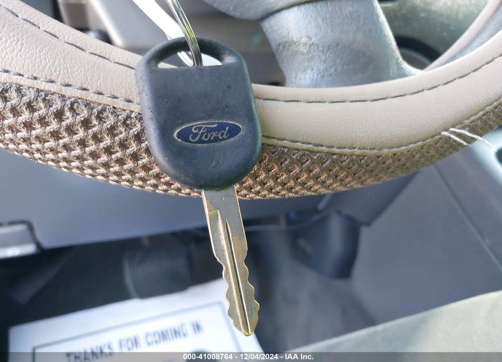 2003 FORD EXPEDITION XLT VIN: 1FMRU15W03LC50240